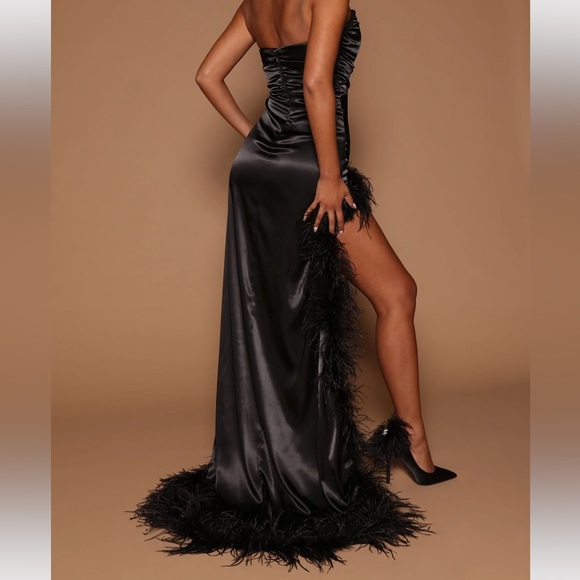 NWT Fashion Nova Feather Dress - Picture 2 of 7